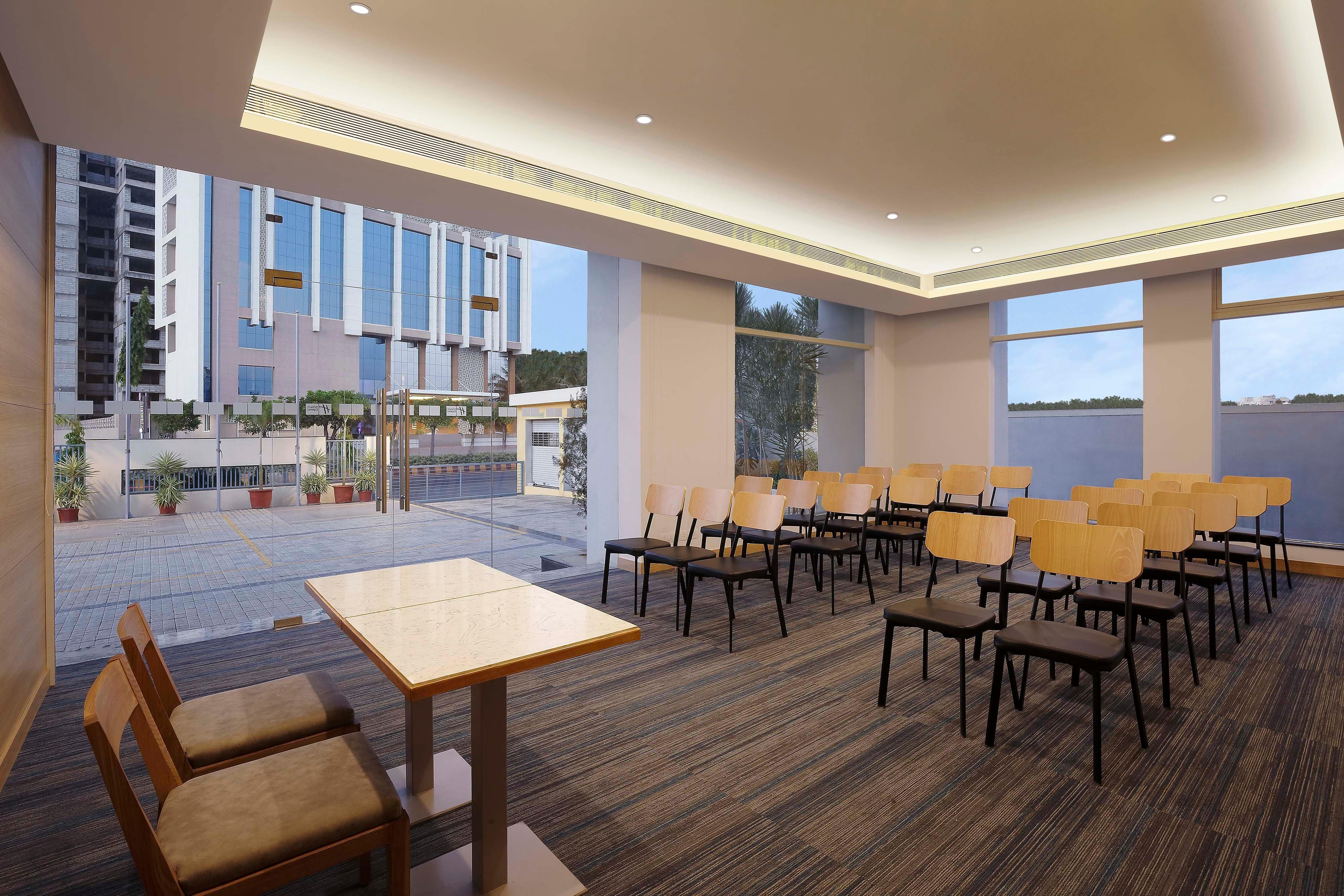Holiday Inn Express Nashik Indira Nagar By Ihg Extérieur photo